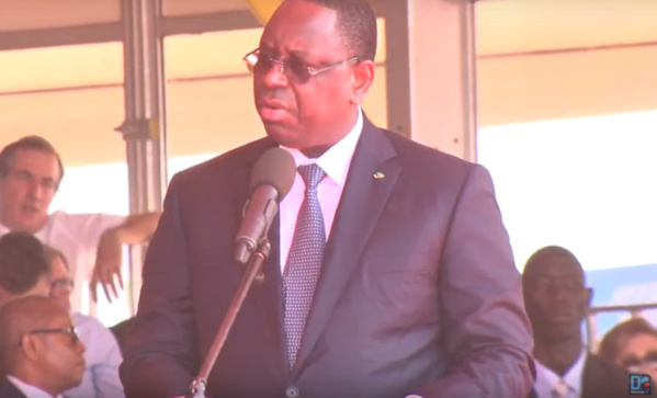 Macky Sall répond à ses détracteurs : «l'AIBD n'est pas mon aéroport...» Macky Sall répond à ses détracteurs : «l'AIBD n'est pas mon aéroport...»
