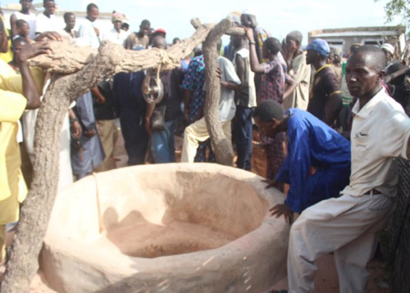 KHAR-YALLA : El Hadji Tombe Dans Un Puits Et Meurt