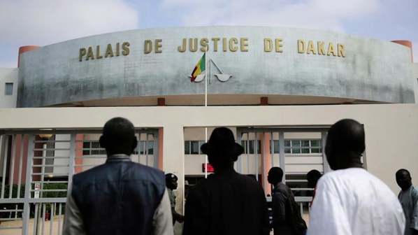 URGENT: l'Affaire Khalifa Sal renvoyée jusqu'au 3 janvier 2018
