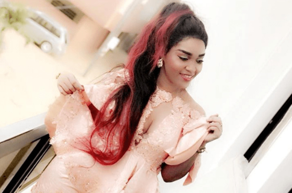 Longtemps absente, la belle Astou Mbaye « Nefertiti » revient encore plus craquante Longtemps absente, la belle Astou Mbaye « Nefertiti » revient encore plus craquante