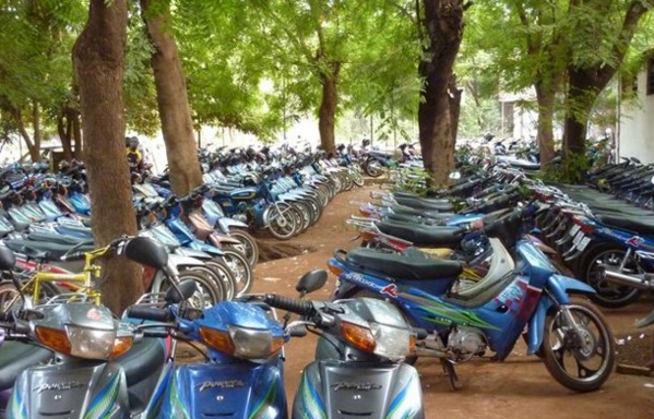 Kaolack : Des centaines de motos "Jakarta" immobilisées par la municipalité
