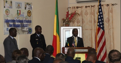 REMISE DE MATERIEL - L’ambassade des USA à Dakar équipe la police nationale REMISE DE MATERIEL - L’ambassade des USA à Dakar équipe la police nationale