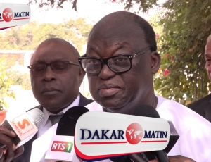 20 Décembre 2001-20 Décembre 2017 : 16 ans après sa famille politique entend perpétuer son œuvre. Moustapha Niass parle d'un bâtisseur. Le père de la nation sénégalaise 20 Décembre 2001-20 Décembre 2017 : 16 ans après sa famille politique entend perpétuer son œuvre. Moustapha Niass parle d'un bâtisseur. Le père de la nation sénégalaise