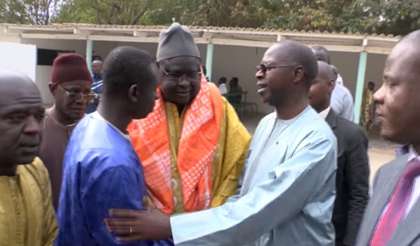 Arrêt sur image: Le Pm Boune Abdallah Dionne à la levée du corps du père de Pape Diouf