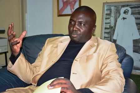 Le maire Bamba Fall déchire son exclusion du PS et menace..