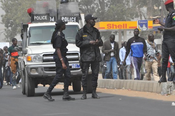 L'opposition Sénégalaise dans la rue pour...