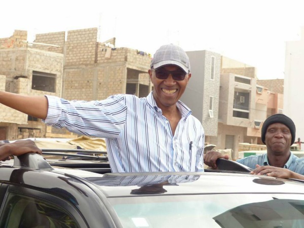 Abdoul Mbaye défie son ex-patron : « Le Président Macky Sall ne m’impressionne pas » Abdoul Mbaye défie son ex-patron : « Le Président Macky Sall ne m’impressionne pas »