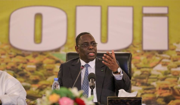 Macky aux alliés: « Si je tombe, vous tombez avec moi » Macky aux alliés: « Si je tombe, vous tombez avec moi »