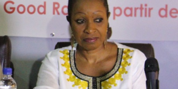 ENTRETIEN EXCLUSIF AVEC AWA NDIAYE: « Seneporno doit produire ses propres videos a défaut les acheter » ENTRETIEN EXCLUSIF AVEC AWA NDIAYE: « Seneporno doit produire ses propres videos a défaut les acheter »