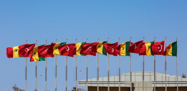 AFFAIRISME Les Turcs, nouveaux colons au Sénégal AFFAIRISME Les Turcs, nouveaux colons au Sénégal