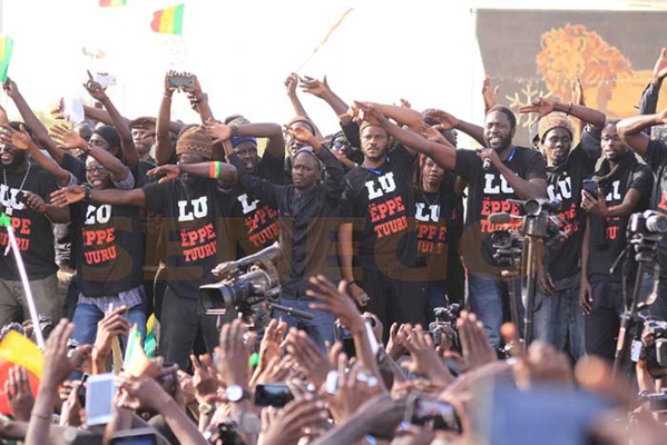 Y’en a Marre vilipende Macky Sall sur TV5 et reste aphone sur la pénurie d’eau Y’en a Marre vilipende Macky Sall sur TV5 et reste aphone sur la pénurie d’eau