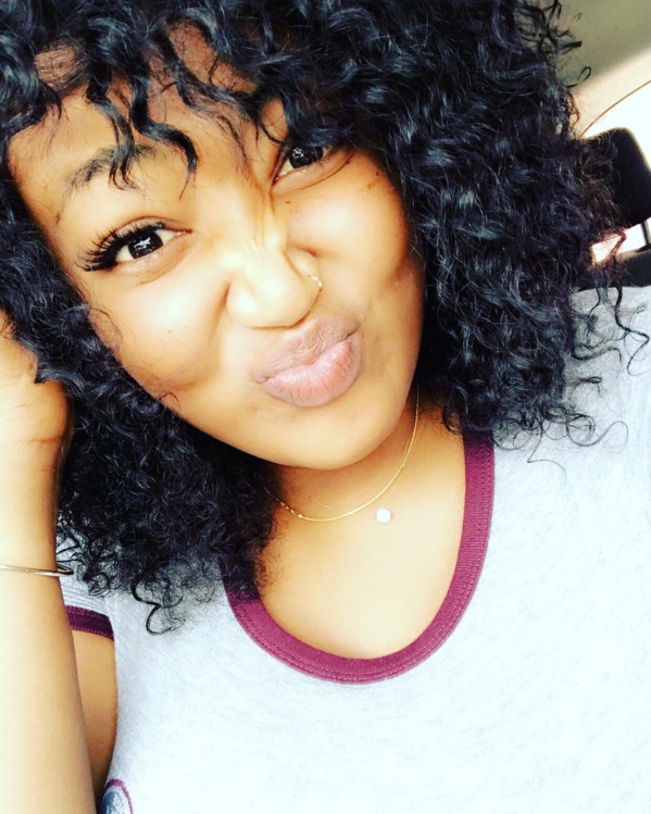 Photos : Mignone Dia, la ravissante fille de feu Demba Dia Photos : Mignone Dia, la ravissante fille de feu Demba Dia