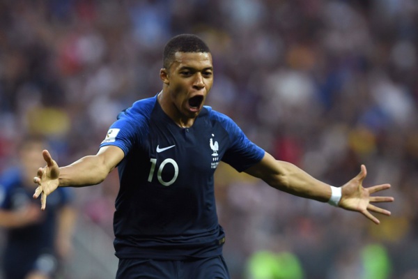 Kylian Mbappé, plus jeune buteur en finale d'un Mondial depuis Pelé