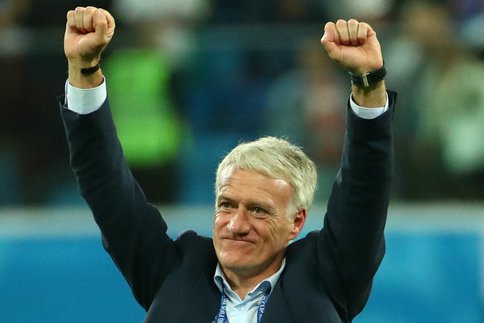 Didier Deschamps, « c’est tellement beau, tellement merveilleux, c’est le sacre suprême » Didier Deschamps, « c’est tellement beau, tellement merveilleux, c’est le sacre suprême »