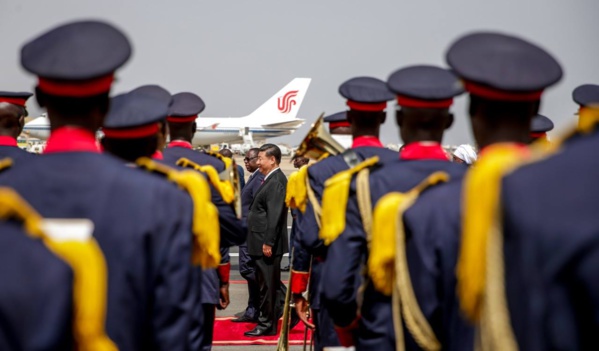 Les images de l'arrivée du Pr Chinois XI Jinping