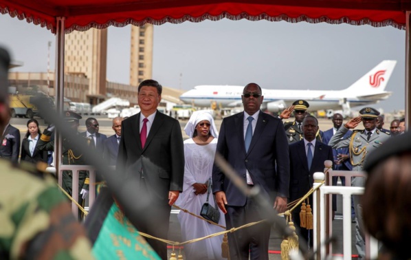 Les images de l'arrivée du Pr Chinois XI Jinping Les images de l'arrivée du Pr Chinois XI Jinping