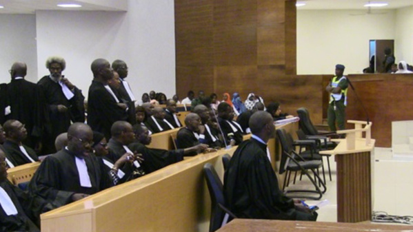Urgent: Les avocats de Khalifa Sall boycottent le procès en appel du maire de Dakar