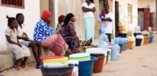 Parcelles Assainies : Une commission sur la pénurie d’eau est née et… Parcelles Assainies : Une commission sur la pénurie d’eau est née et…