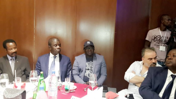 Avant Première du "Grand Bégué" de Pape Diouf- Ribouldingue réussie au Radisson ! Avant Première du "Grand Bégué" de Pape Diouf- Ribouldingue réussie au Radisson !