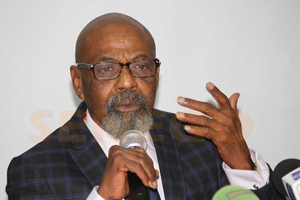 Pape Samba Mboup solde ses comptes avec Babacar Gaye Pape Samba Mboup solde ses comptes avec Babacar Gaye