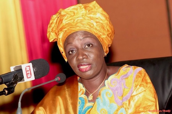 Mimi tance Bamba Dièye, prévient Hadjibou et raille Abdoul Mbaye
