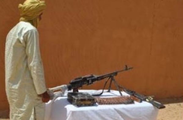 Algérie : Reddition du jihadiste ayant revendiqué l'attentat qui a tué deux soldats sénégalais de la Minusma Algérie : Reddition du jihadiste ayant revendiqué l'attentat qui a tué deux soldats sénégalais de la Minusma