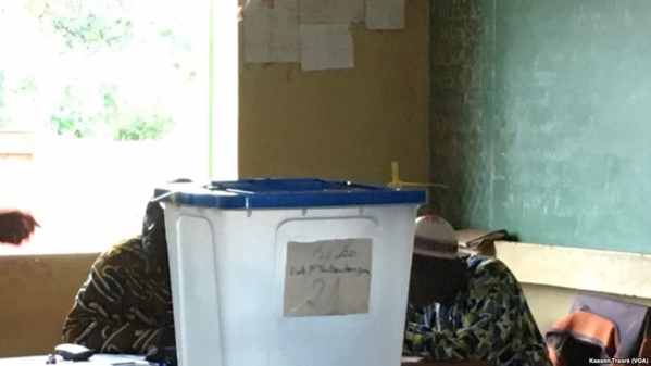 Mali: un président de bureau de vote tué par des « djihadistes » Mali: un président de bureau de vote tué par des « djihadistes »