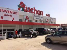 Report de la marche de soutien au distributeur Auchan Report de la marche de soutien au distributeur Auchan