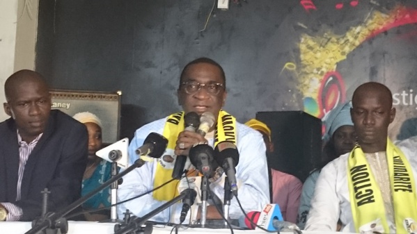 Mamadou Racine Sy à Thiès : " Notre mouvement a décidé de soutenir le président de la République pour sa réélection au premier tour en février 2019