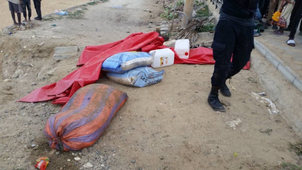 Immigration clandestine : Une pirogue de migrants échoue à la Porte du Millénaire Immigration clandestine : Une pirogue de migrants échoue à la Porte du Millénaire