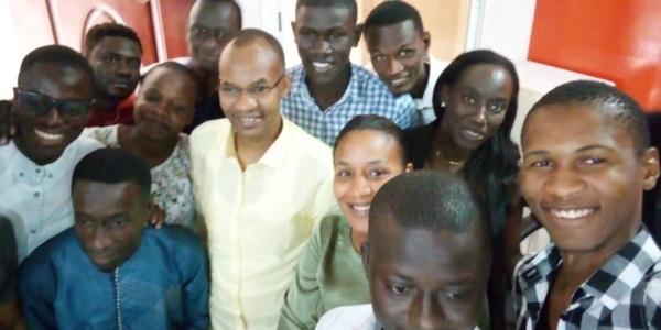 Les images de l'adieu de Mamoudou Ibra Kane Les images de l'adieu de Mamoudou Ibra Kane