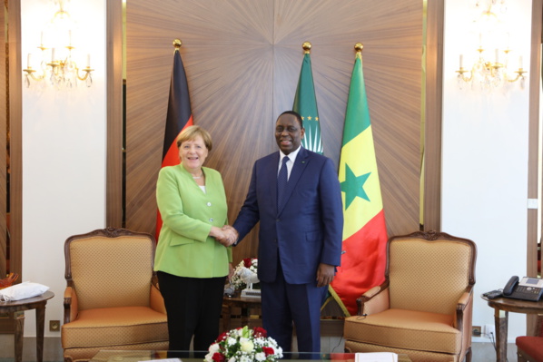 La Chancelière Angela Merkel au Palais en tête à tête avec le président Macky Sall (photos)
