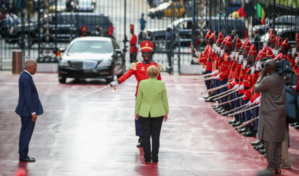 La Chancelière Angela Merkel au Palais en tête à tête avec le président Macky Sall (photos)