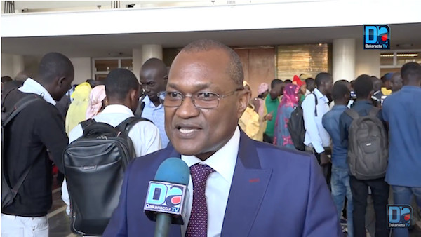 Parrainage de Macky – Abdou Ndéné Sall carbure pour les signatures Parrainage de Macky – Abdou Ndéné Sall carbure pour les signatures