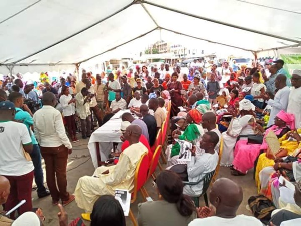 Les images du lancement du parrainage du candidat Khalifa Sall Les images du lancement du parrainage du candidat Khalifa Sall