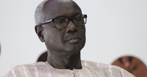 Mody Niang attaque Macky : « Il ne sait plus faire la distinction entre la décence et l’indécence »