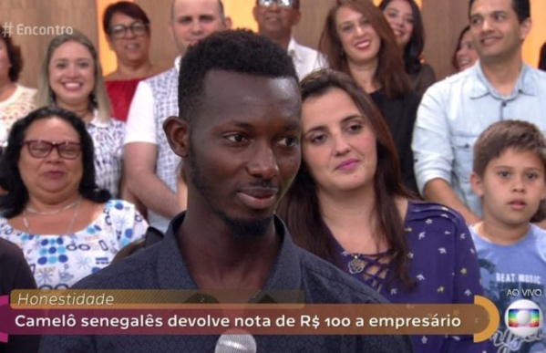 Incroyable – Découvrez ce jeune Sénégalais devenu une star au Brézil grâce…