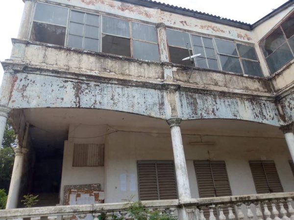 Arrêt sur image ! Regardez l'état de délabrement de la Préfecture de Tamba Arrêt sur image ! Regardez l'état de délabrement de la Préfecture de Tamba