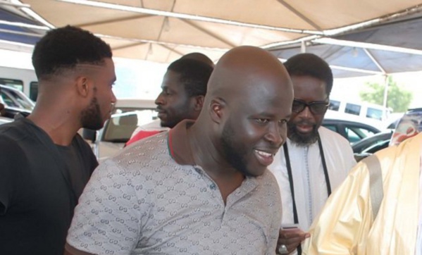 Daouda Mbow, Auto Portrait Daouda Mbow, Auto Portrait