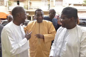 Pourquoi Racine Sy a couvert d'éloges Mohamed Boun Abdallah Dione Pourquoi Racine Sy a couvert d'éloges Mohamed Boun Abdallah Dione