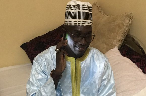 Serigne Khassim Mbacké, petit fils de Serigne Touba: "A cause des "4 Abdou", le Pr Macky Sall risque de perdre les élections à Touba" Serigne Khassim Mbacké, petit fils de Serigne Touba: "A cause des "4 Abdou", le Pr Macky Sall risque de perdre les élections à Touba"