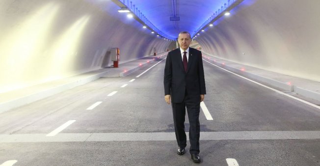 Le BTP turc "au bord du coma"- La crise freine les méga chantiers d’Erdogan Le BTP turc "au bord du coma"- La crise freine les méga chantiers d’Erdogan