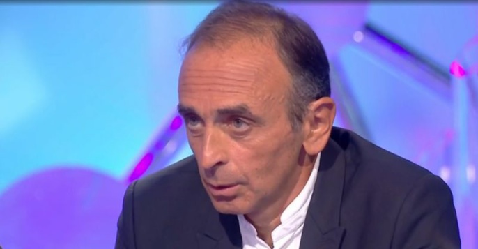 Eric Zemmour À Hapsatou SY : « Votre Prénom Est Une Insulte À La France » Eric Zemmour À Hapsatou SY : « Votre Prénom Est Une Insulte À La France »