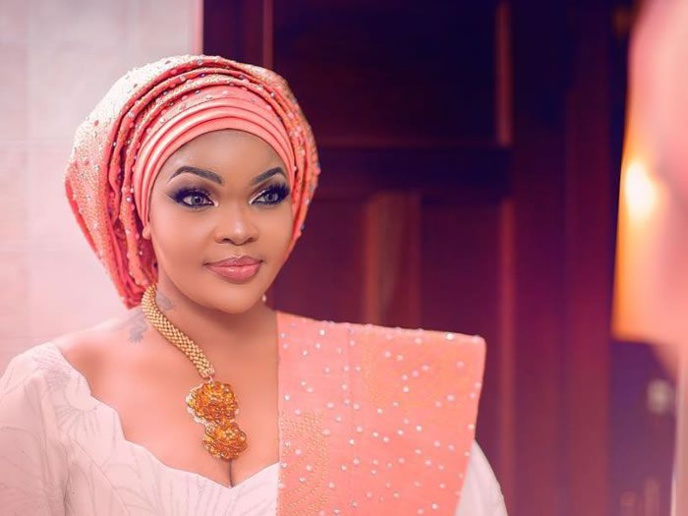 Miss Tanzanie : " J’aime quand un homme me frappe de temps en temps"