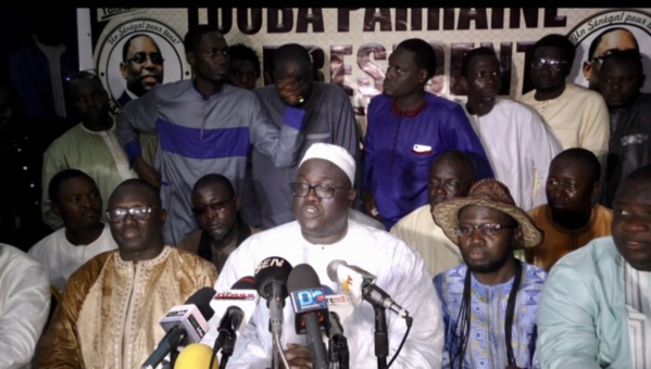 BBY À TOUBA / Cheikh Abdou Lahad Mbacké Gaïndé Fatma suspend ses activités politiques BBY À TOUBA / Cheikh Abdou Lahad Mbacké Gaïndé Fatma suspend ses activités politiques