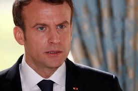 Emmanuel Macron : découvrez comment les petits-enfants de Brigitte l'appellent Emmanuel Macron : découvrez comment les petits-enfants de Brigitte l'appellent