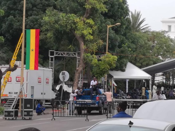 Préparatifs pour l'ultime hommage au défunt chef de protocole- L'ombre de Bruno Diatta plane sur la...République Préparatifs pour l'ultime hommage au défunt chef de protocole- L'ombre de Bruno Diatta plane sur la...République