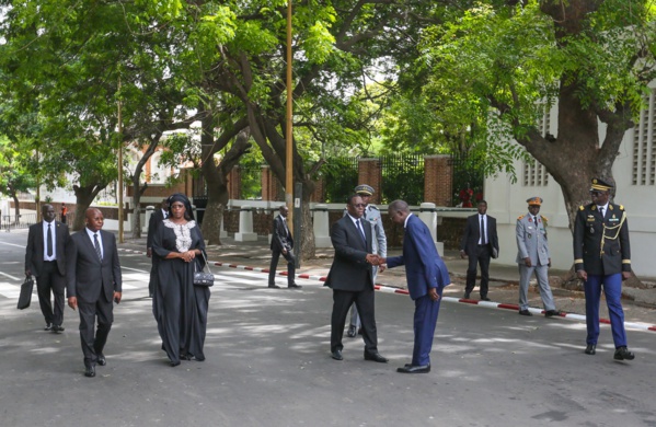 Les images de la levée du corps de feu Bruno Diatta Les images de la levée du corps de feu Bruno Diatta