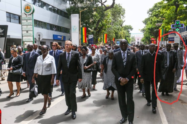 Yakham Mbaye aux premières loges pour dire adieu à son mentor "Bruno le Grand" Yakham Mbaye aux premières loges pour dire adieu à son mentor "Bruno le Grand"