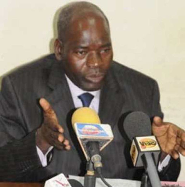 ​Augmentation des bourses et baisse des tickets de restaurant: Lansana Konaté confirme l’application des promesses de l’Etat